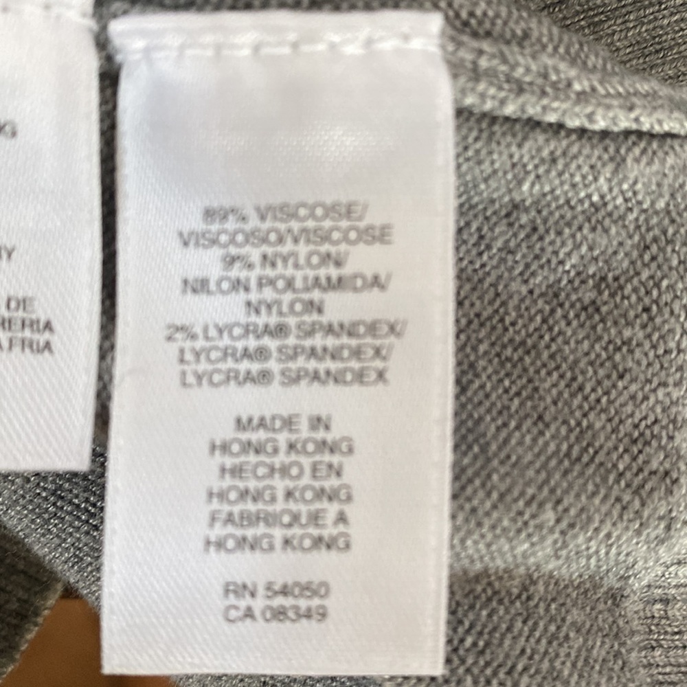 Calvin Klein grey cardigan. Size XL - Picture 7 of 8